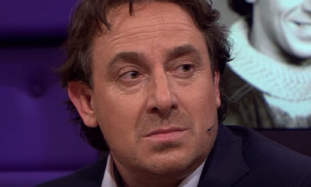 Marco Borsato staat stil bij een